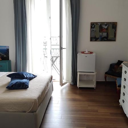 Marchesa Lulu Hotel Salerno Bagian luar foto