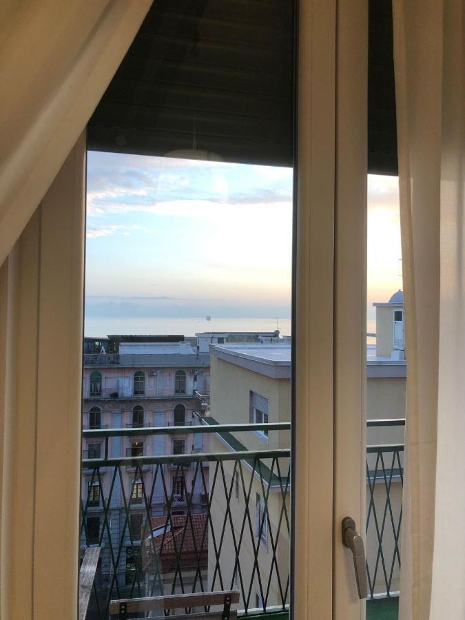 Marchesa Lulu Hotel Salerno Bagian luar foto