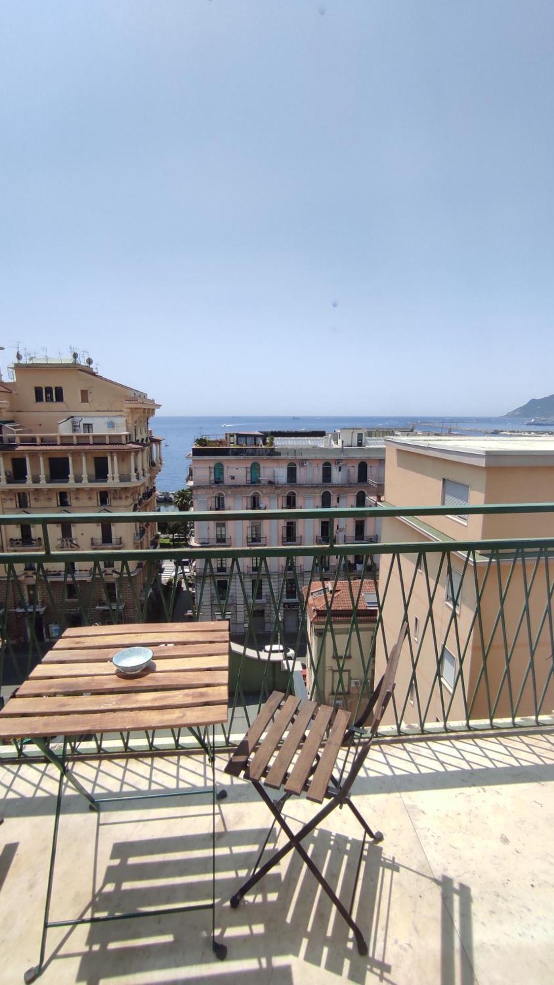 Marchesa Lulu Hotel Salerno Bagian luar foto