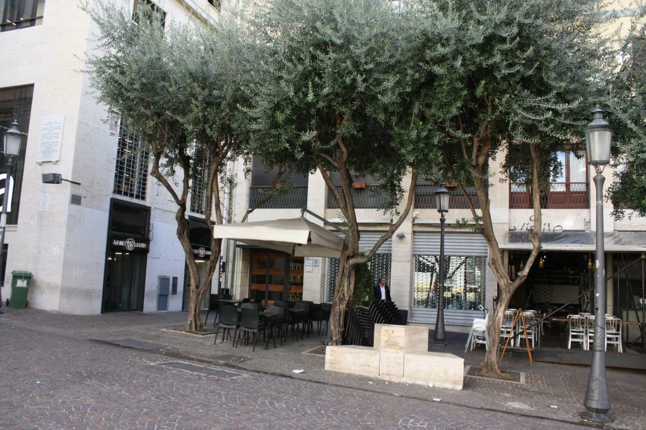 Marchesa Lulu Hotel Salerno Bagian luar foto