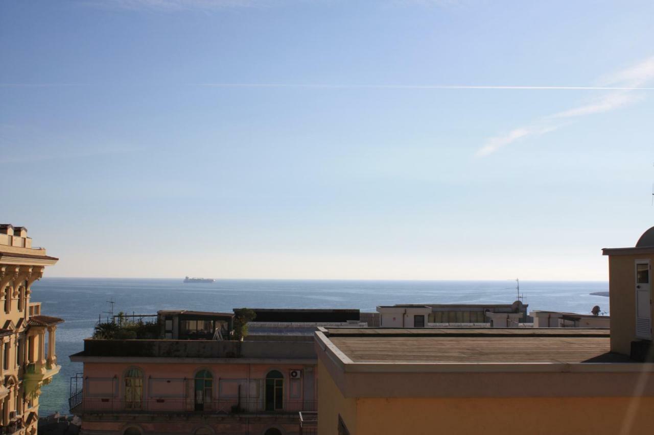 Marchesa Lulu Hotel Salerno Bagian luar foto