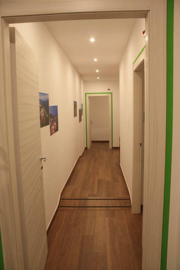 Marchesa Lulu Hotel Salerno Bagian luar foto